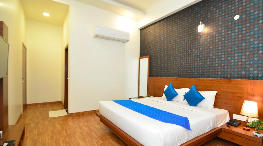 hotel sapphire world