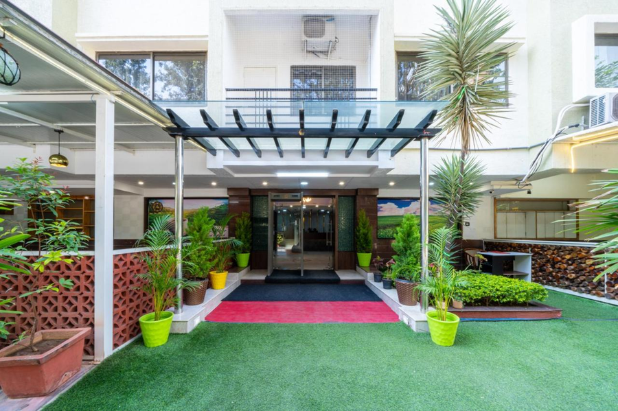 Lords Midtown Suites Bangalore,Outerring Road,3 star