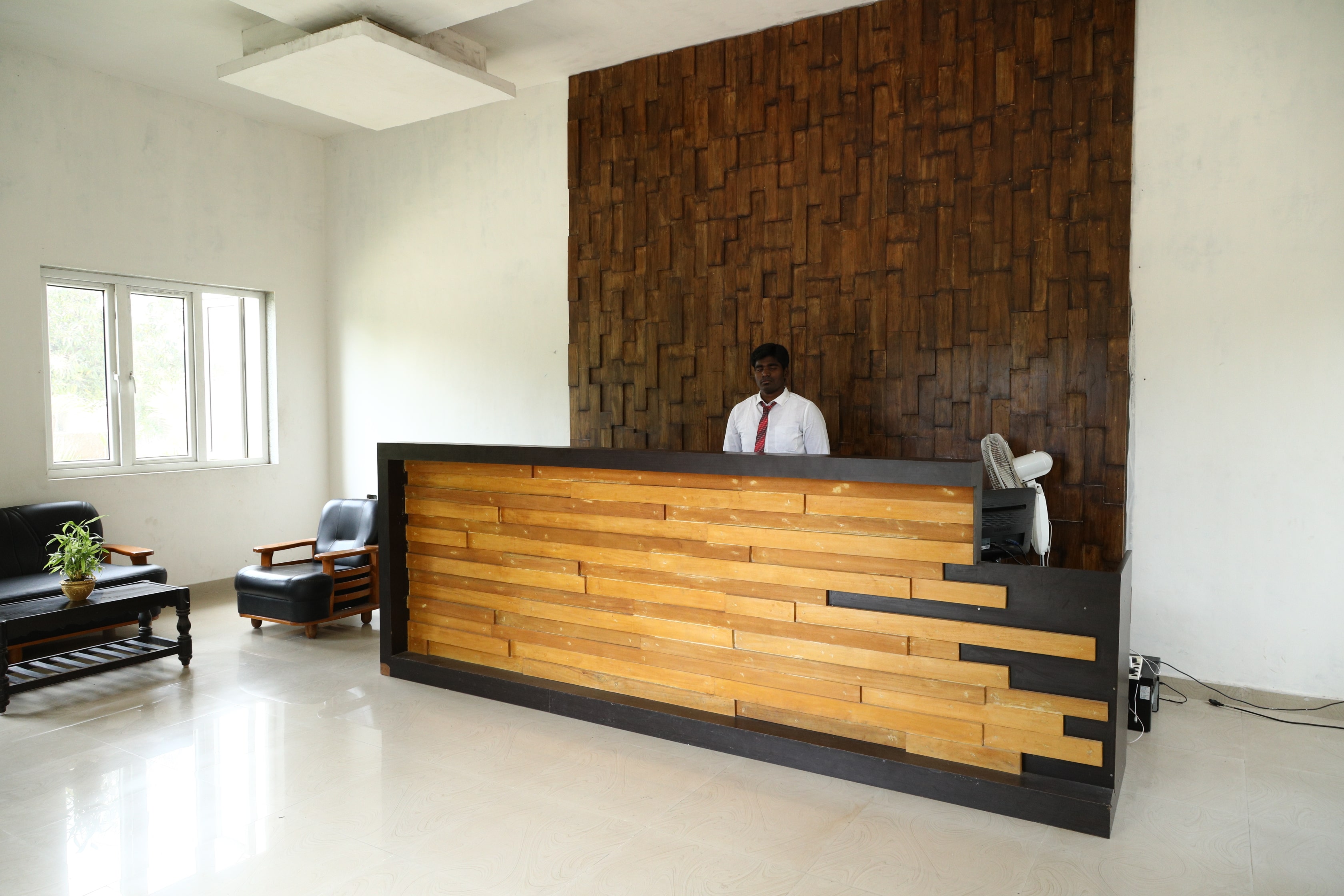 Celebrity Resort,Padapai,3 star
