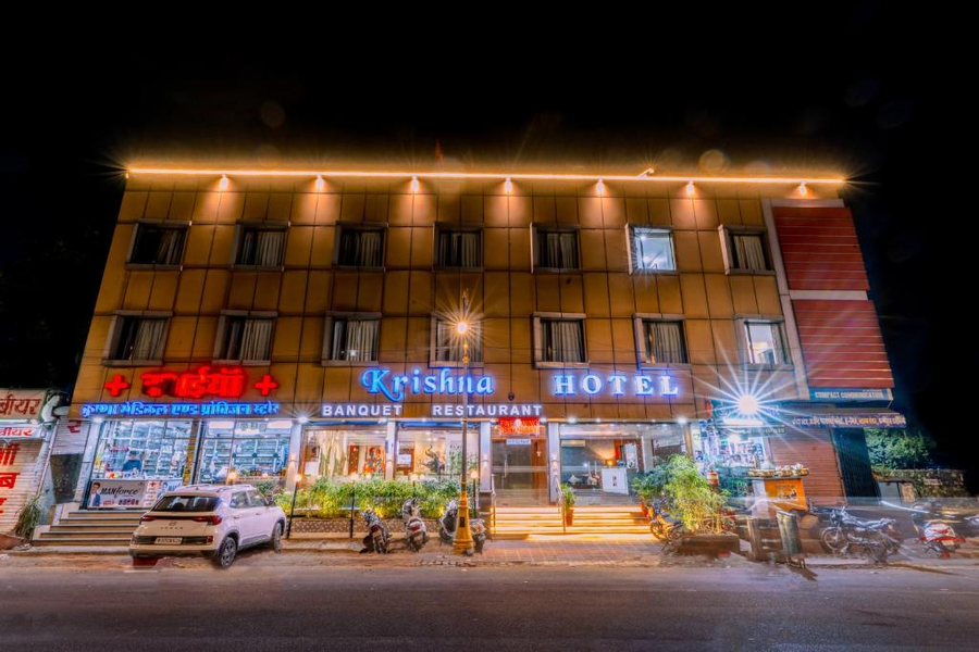 Hotel Krishna By Keymagics,Pposite Lakshmi Mandir Cinema Hall Sahkar Marg, Jaipur Rajasthan 302015,3 star