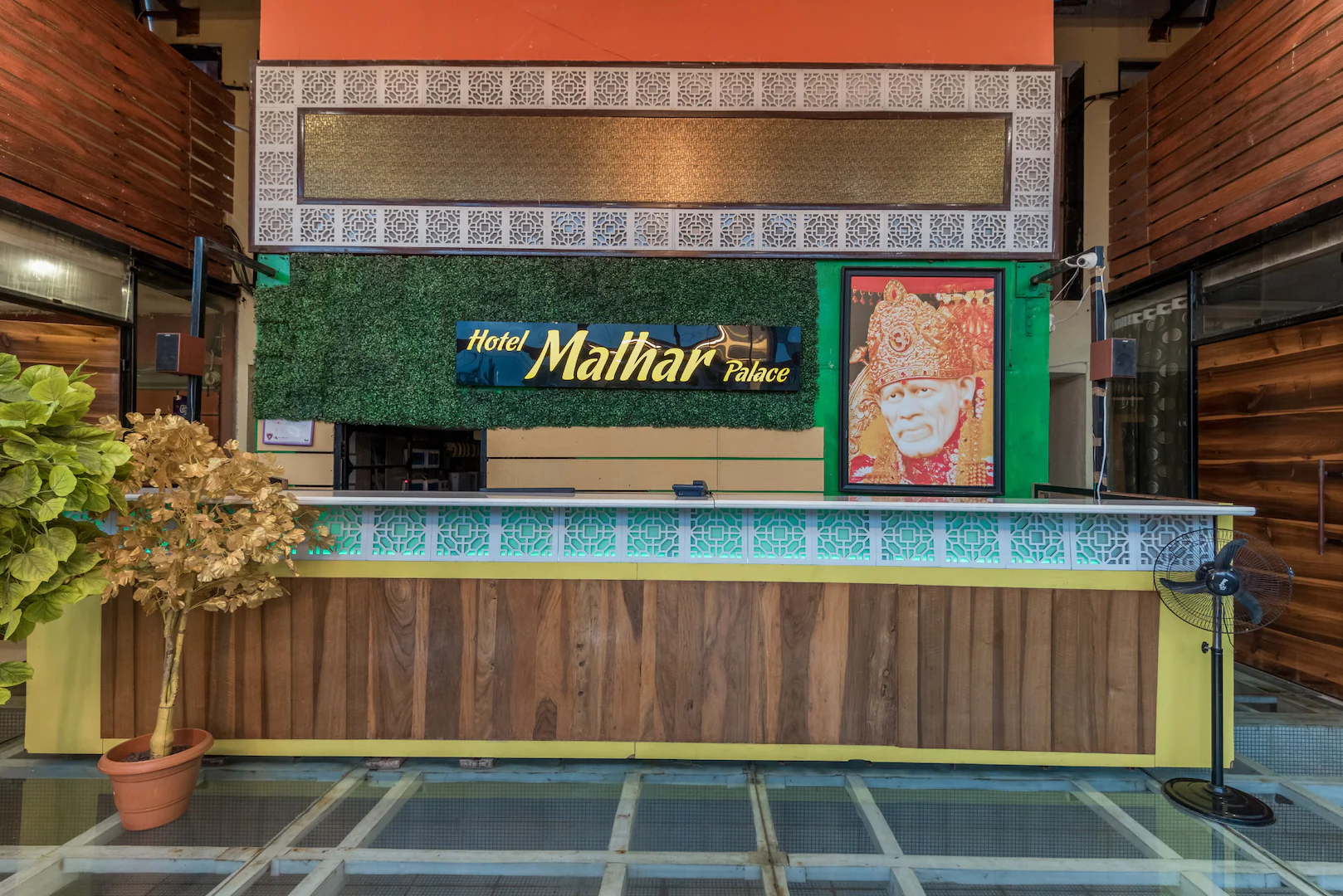 Hotel Malhar Palace,Panmala Rd, Behind Union Bank Of India, Shirdi,Tal Rahata,Ahmednagar Maharashtra 423109,3 star