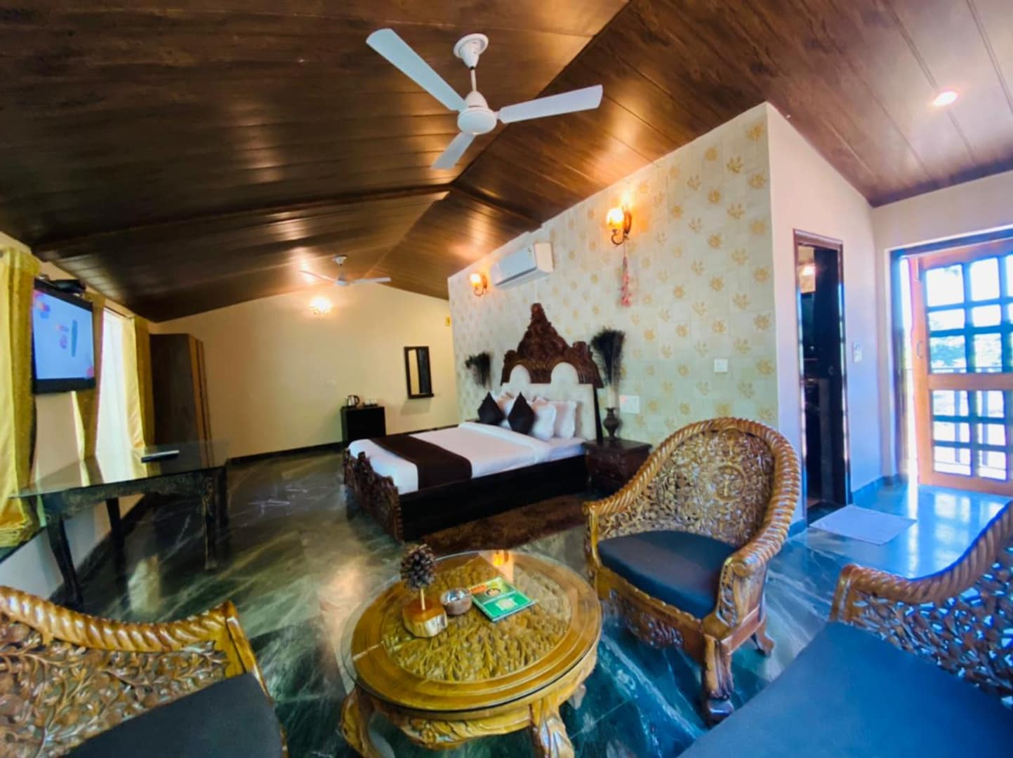 lohagarh corbett resort