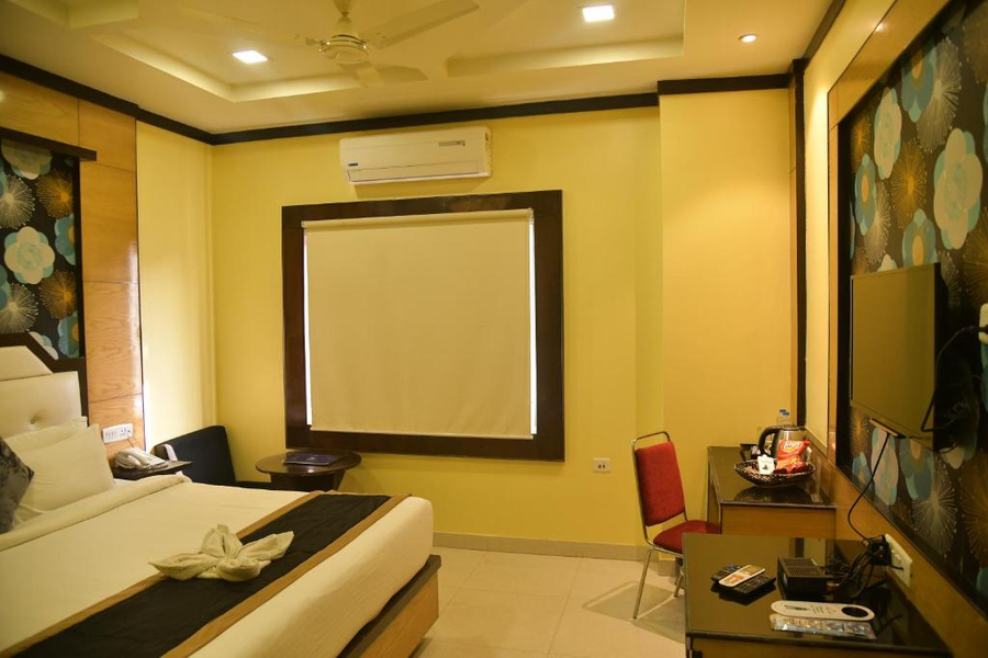 hotel sonar tori