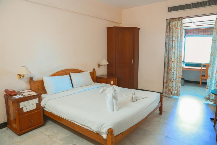 bell hotel