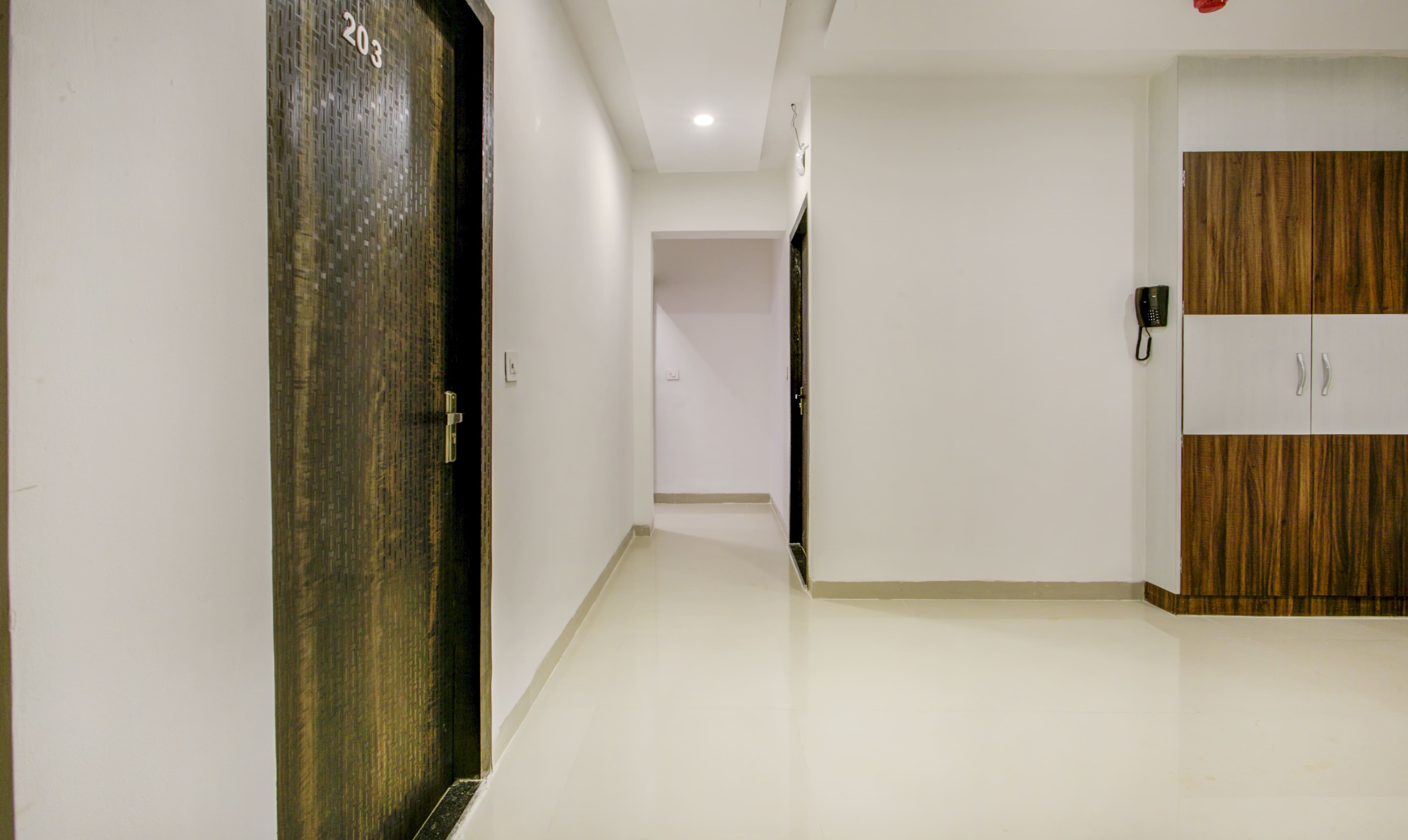 treebo kings inn vashi