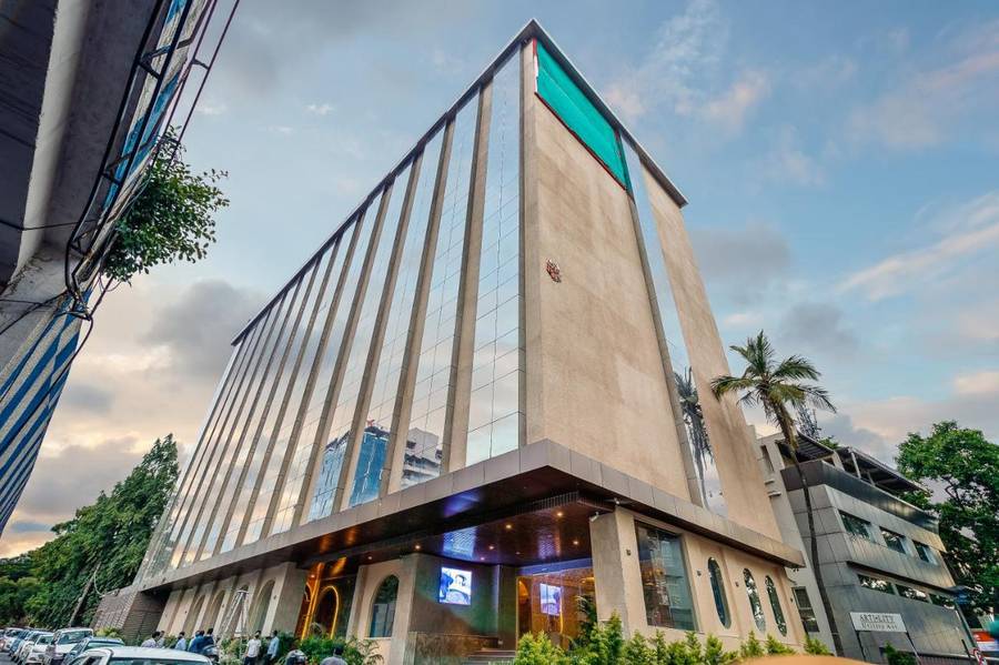 Jagadish International - Palace Road,Near Palace Ground,4 star