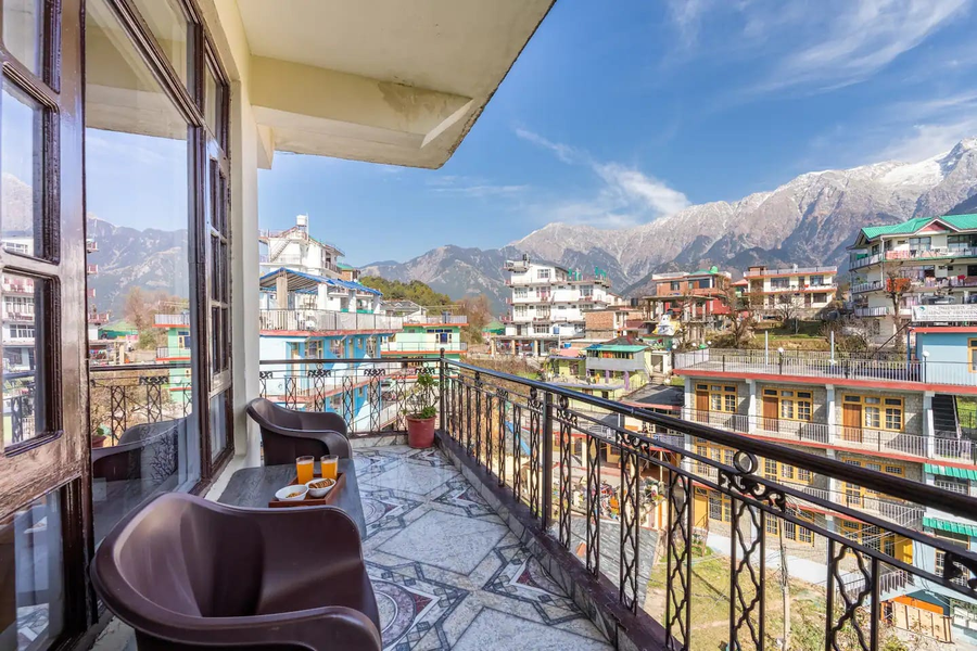 hotel snow crest inn