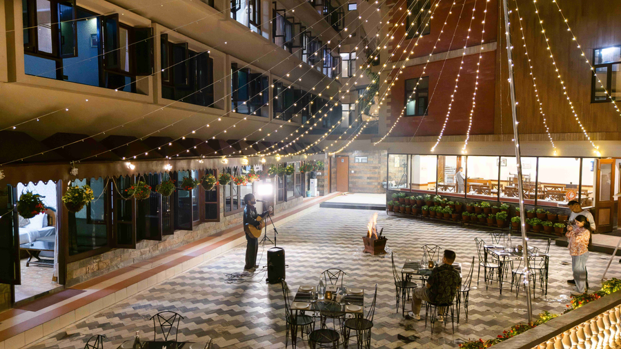 hotel vishnu palace