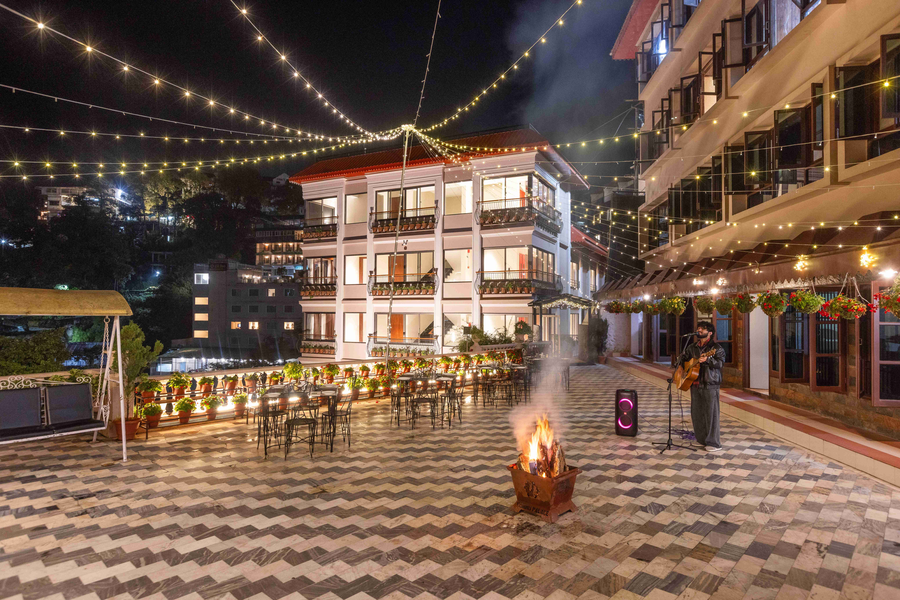 hotel vishnu palace