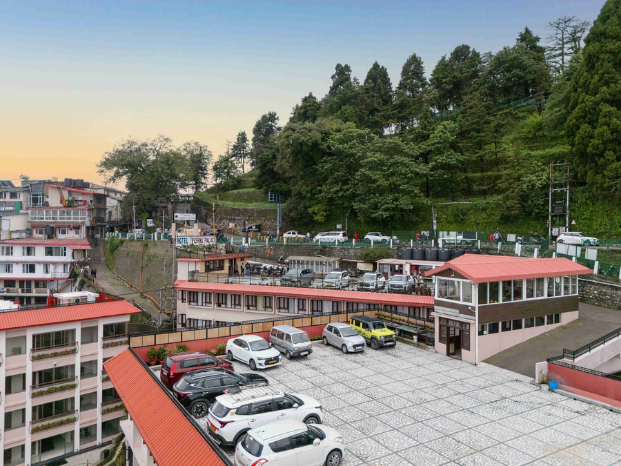 hotel vishnu palace