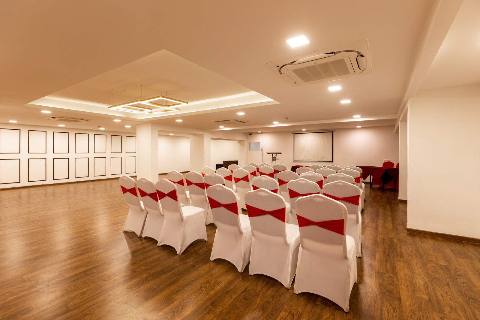 Clubhouse Nami Residency, Ahmedabad,Near Nehru Bridge,3 star