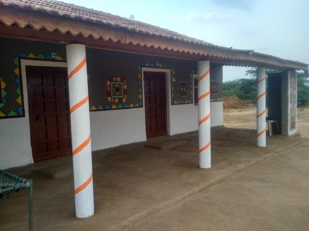 rann niwas village stay
