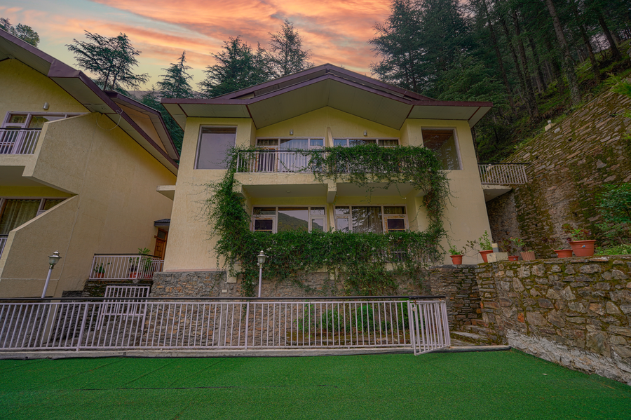 Nature Villa Resort, Chail,Kandaghat>>Chail,3 star