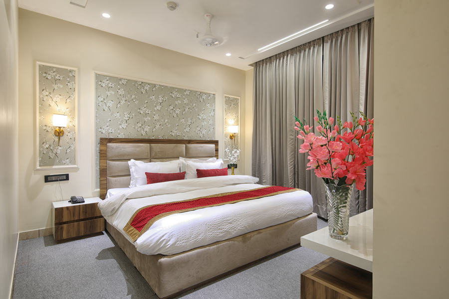 hotel royal 9 and banquet