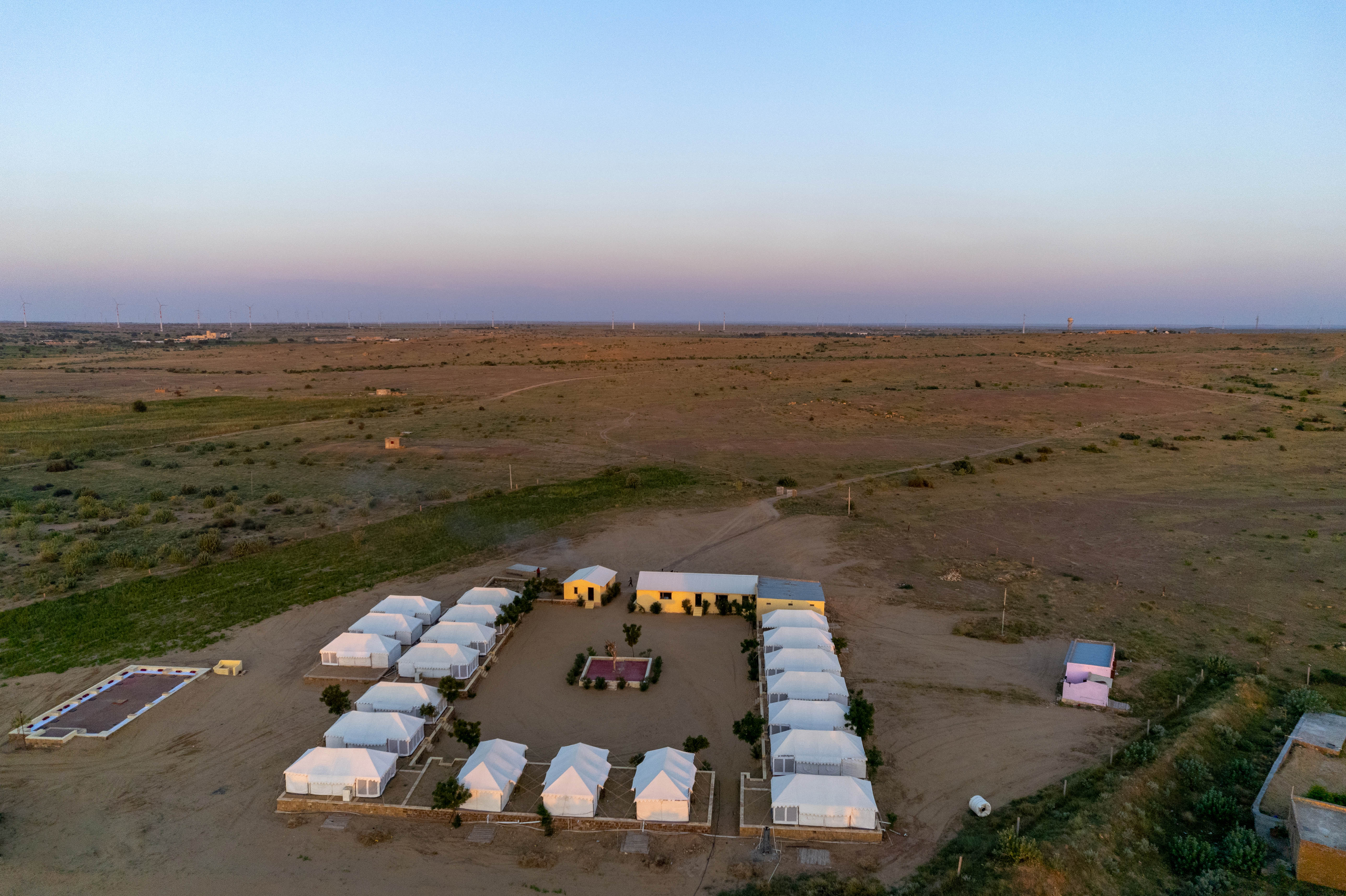 Rajwada Desert Camp,Sam,3 star