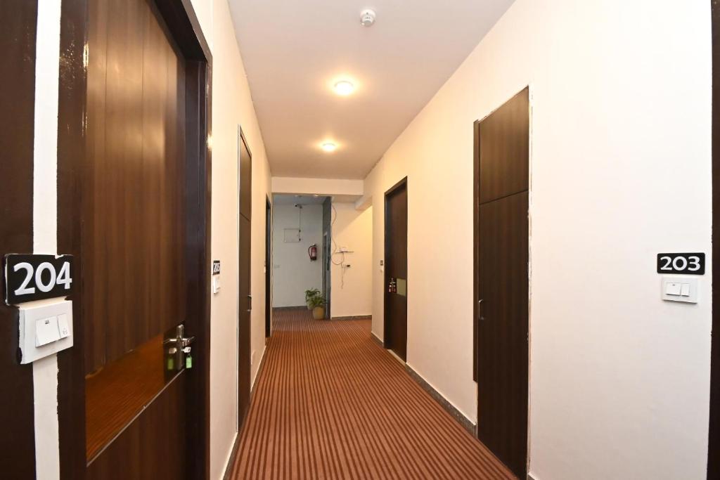 Hotel Brahmputra Palace,Malviya Nagar,3 star