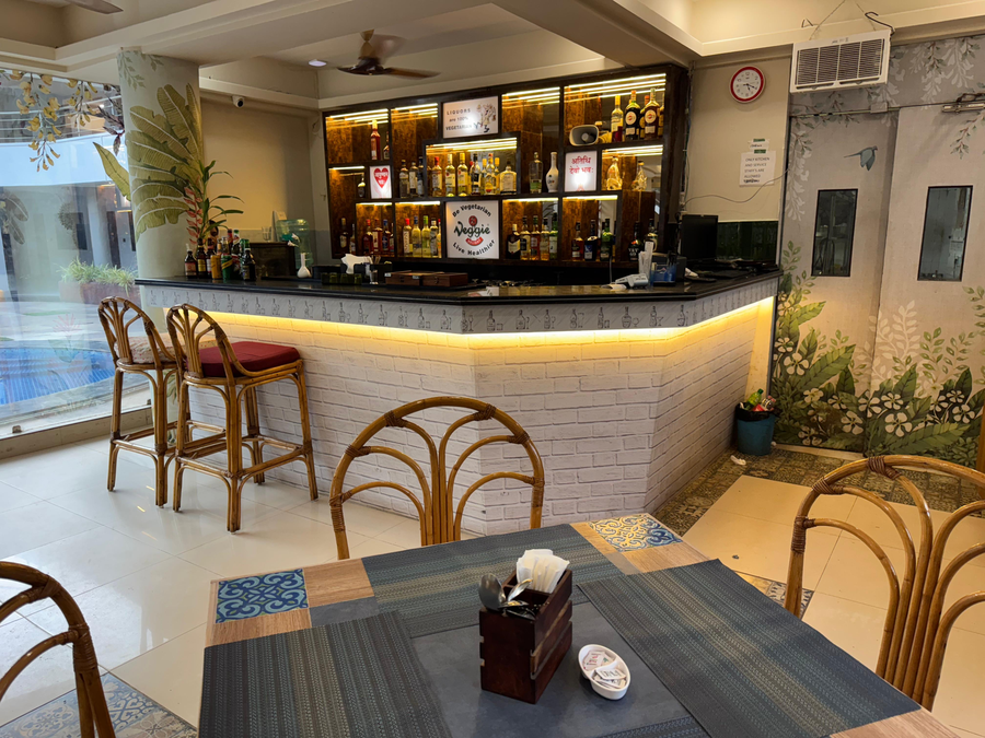 white sands resort and spa