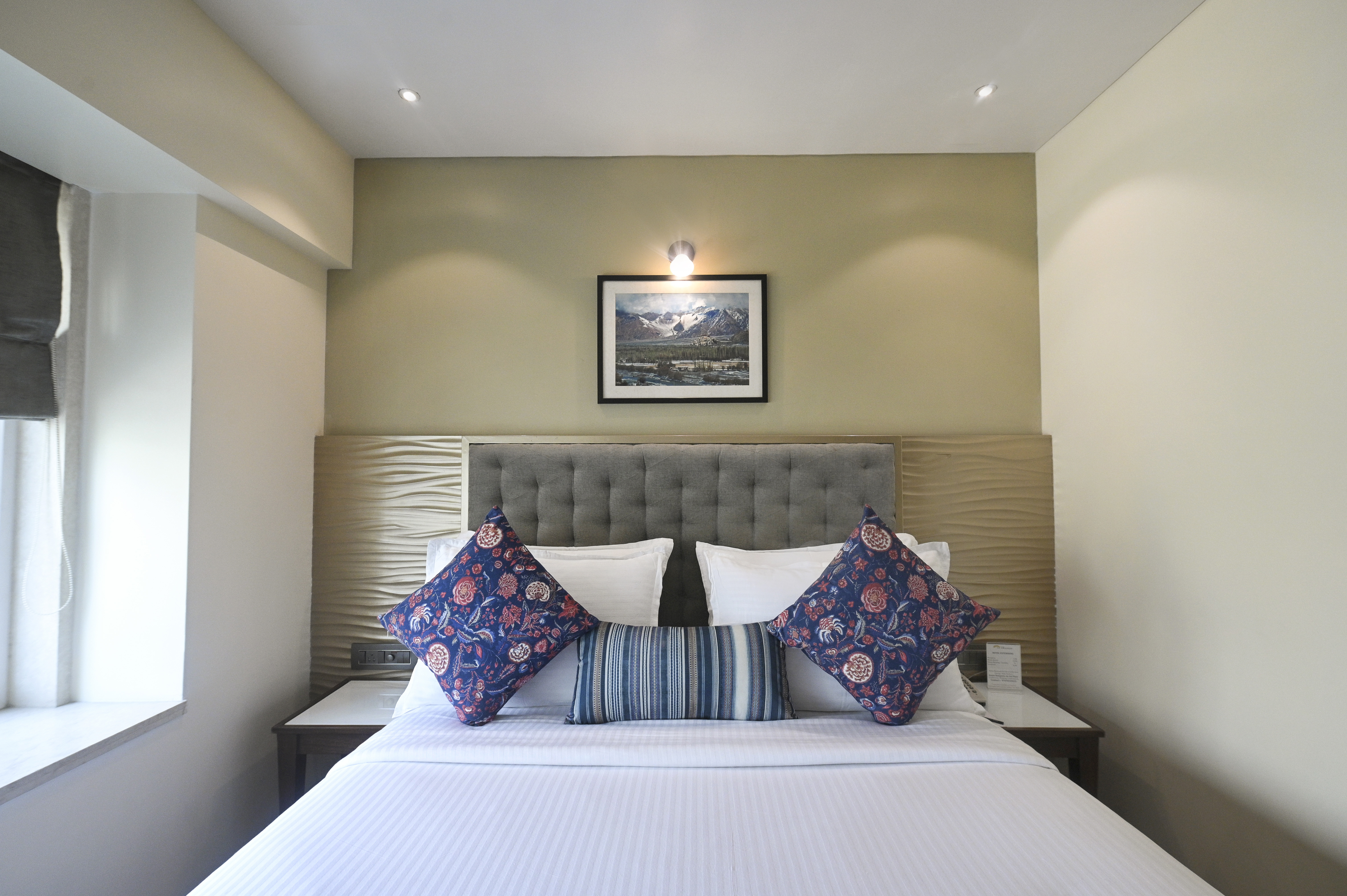 hotel le grande mumbai international airport