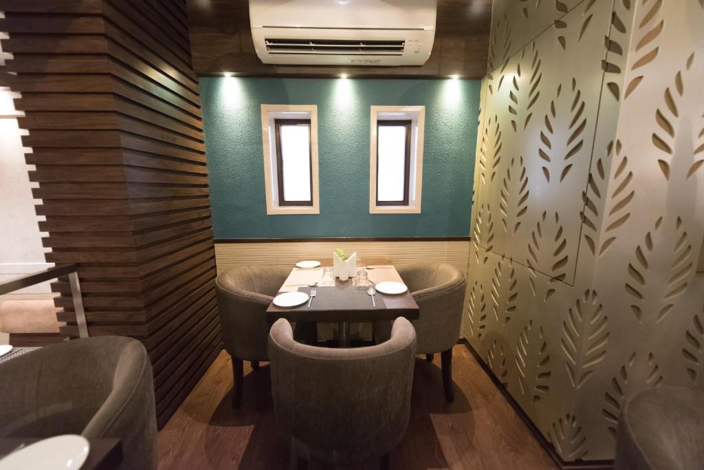 hotel le grande mumbai international airport