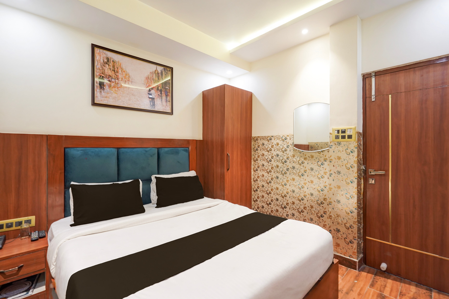 super townhouse kali ghat prayagraj formerly ramesh palace