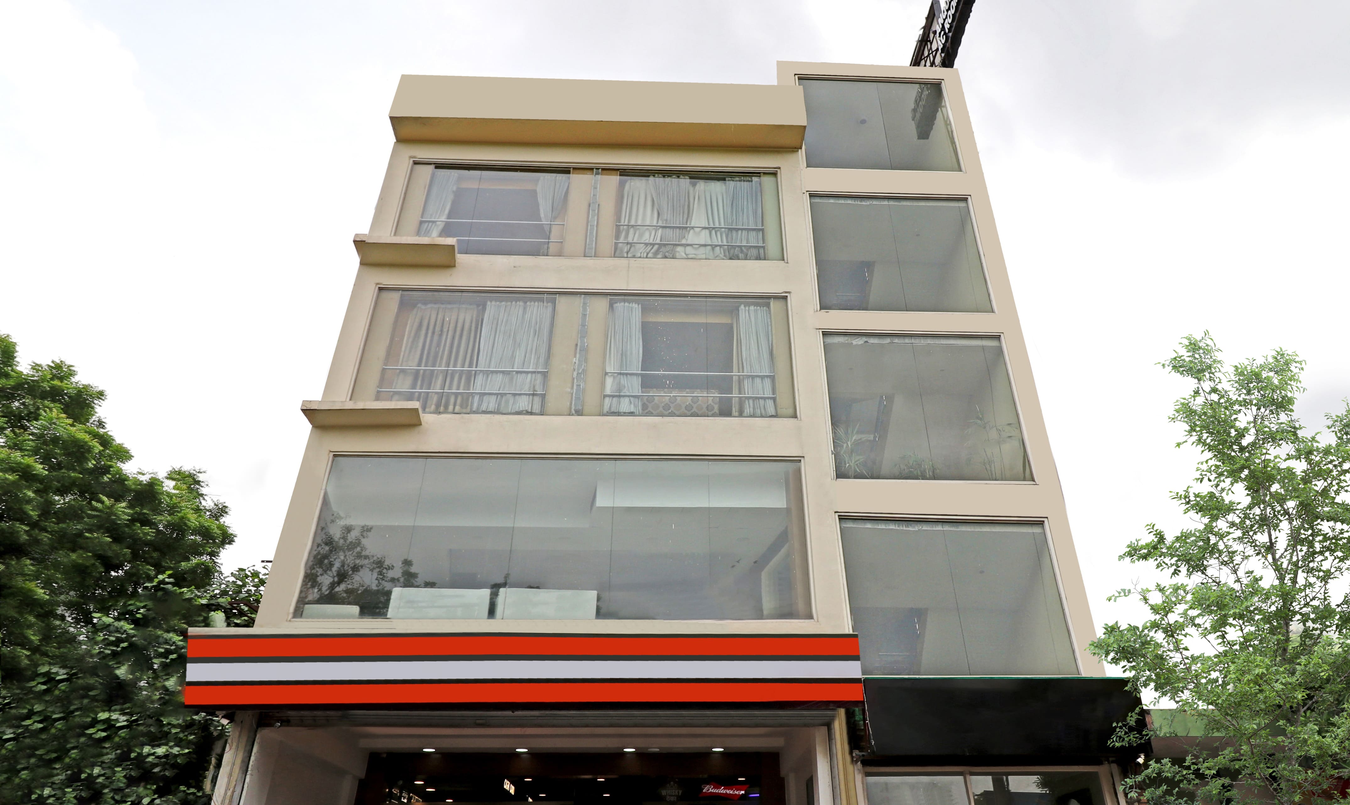 Treebo Galaxy Rooms,New Delhi>>Delhi,3 star