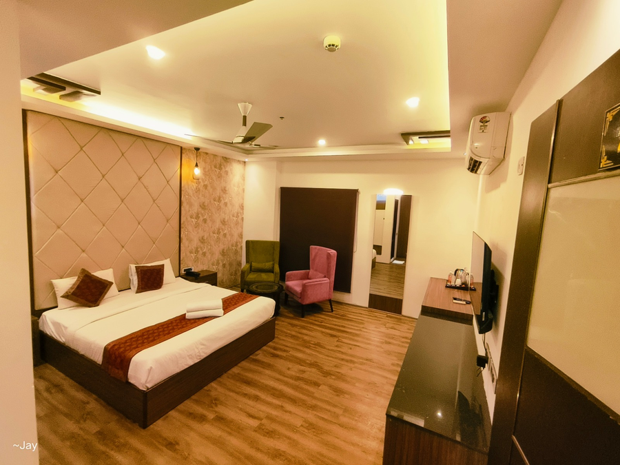 the triumph hotel