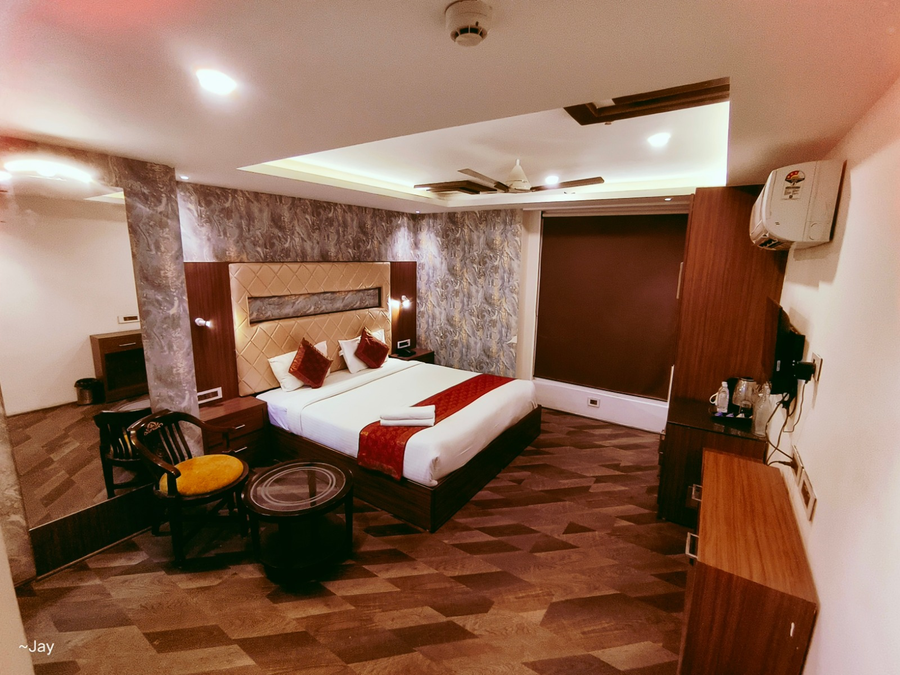 the triumph hotel
