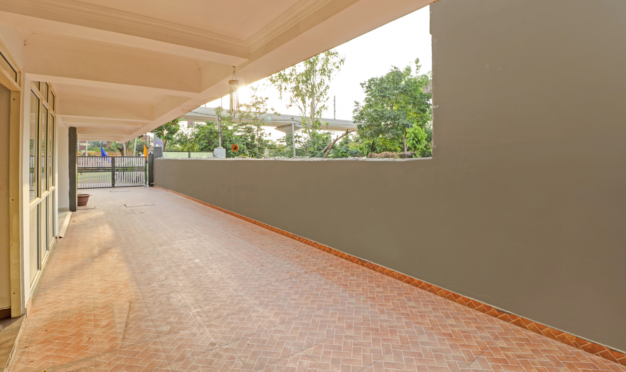 treebo grand town house