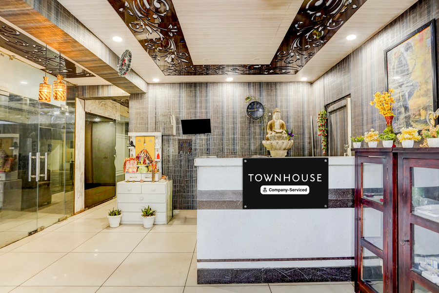 Super Townhouse Sector 47 Near Medanta,,3 star