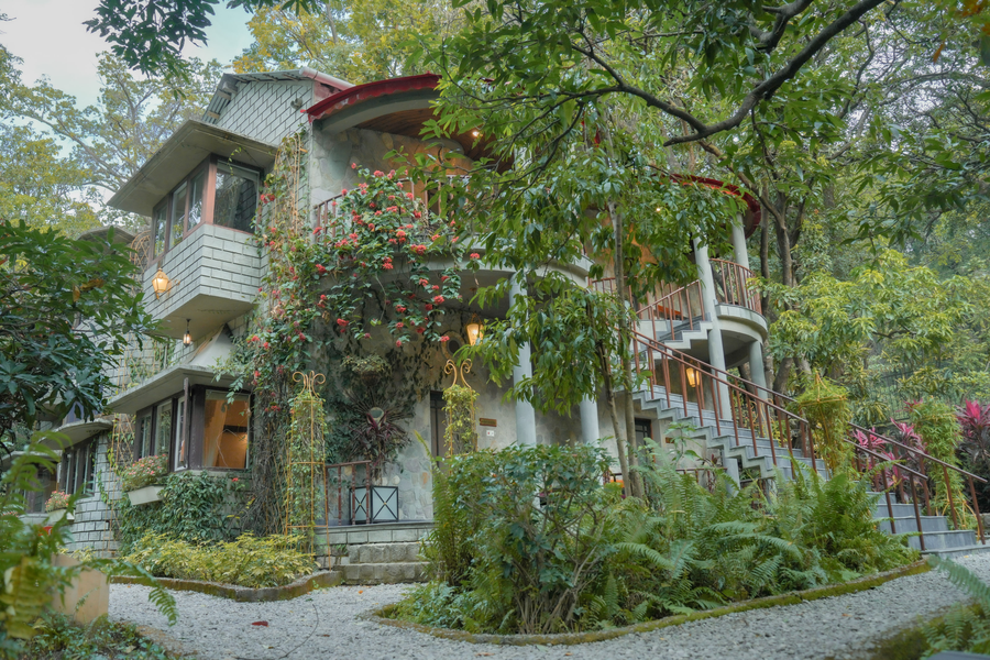 corbett the den riverview resort and pet friendly