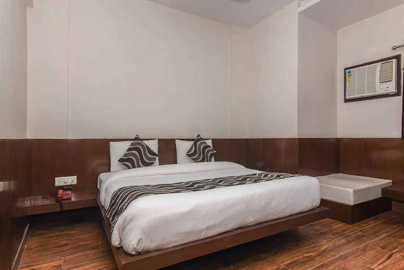 hotel varanasi palace