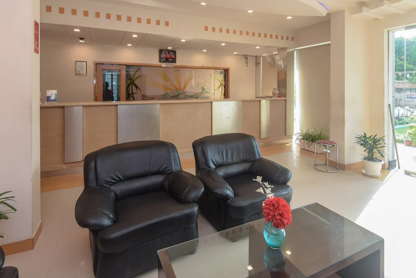 hotel varanasi palace