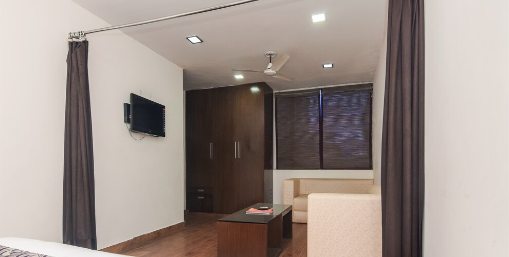 hotel varanasi palace