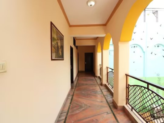 Hotel Buddha,Lahurabir,3 star