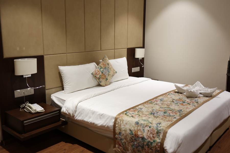 pride hotel bhopal
