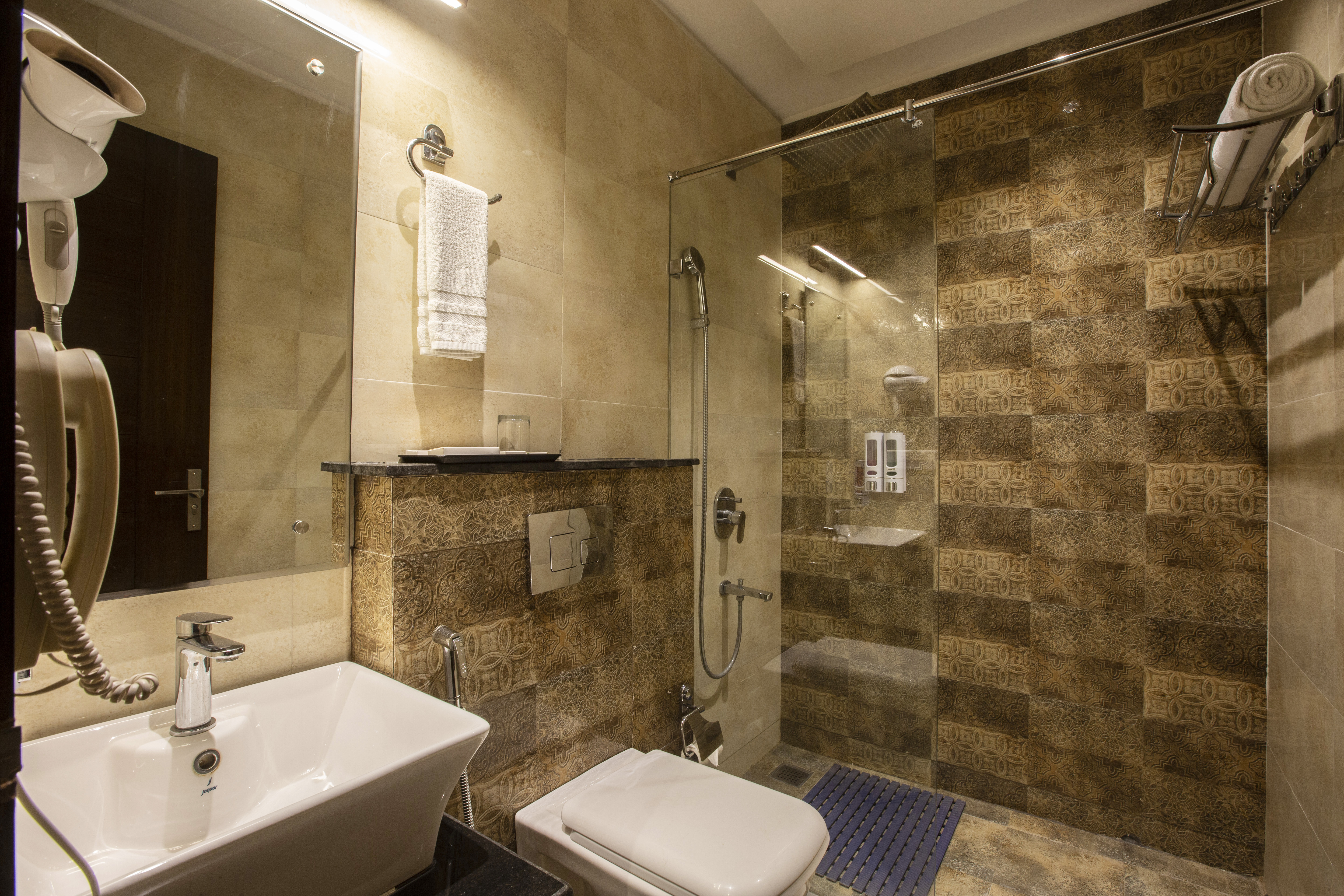 eastlynn resort rishikesh