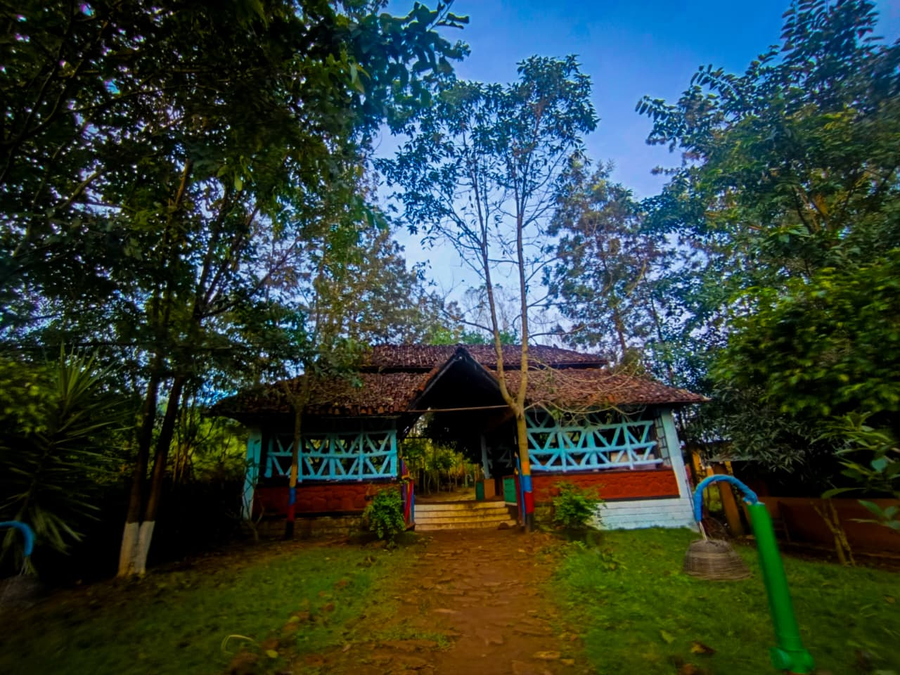 desia eco tourism center