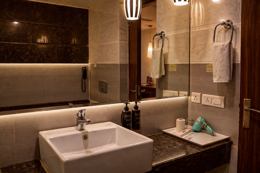 the sea valley azure windsor heights gurugram