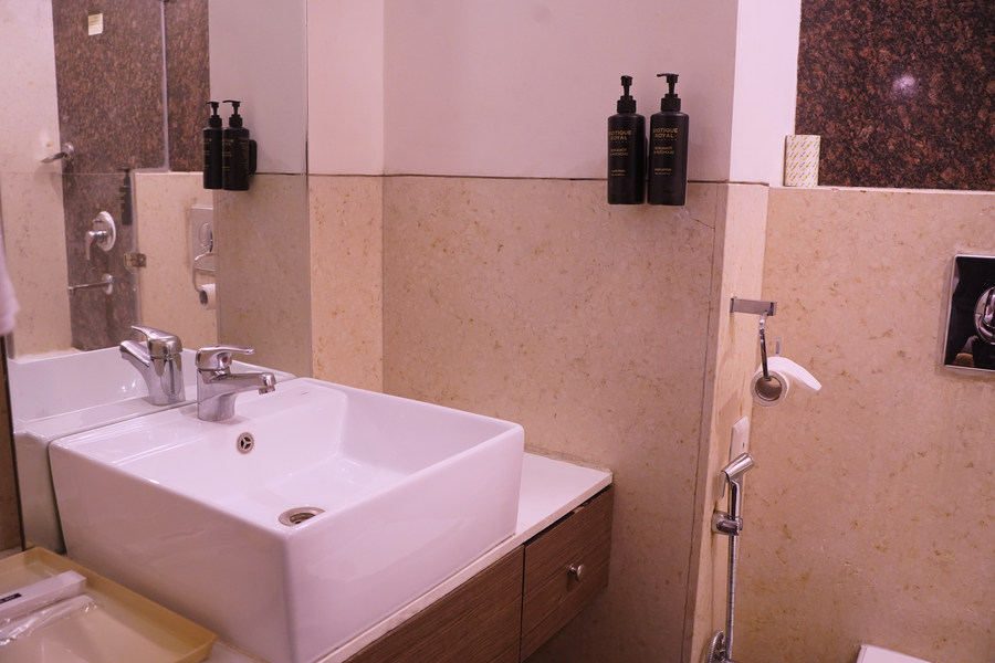 the sea valley azure windsor heights gurugram