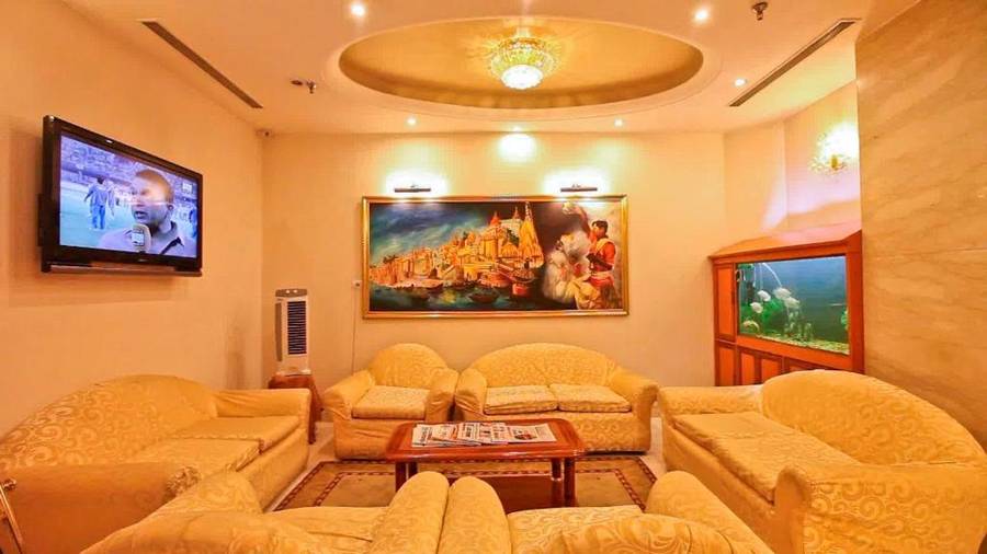 Hotel Zeeras,Varanasi Cantonment,3 star