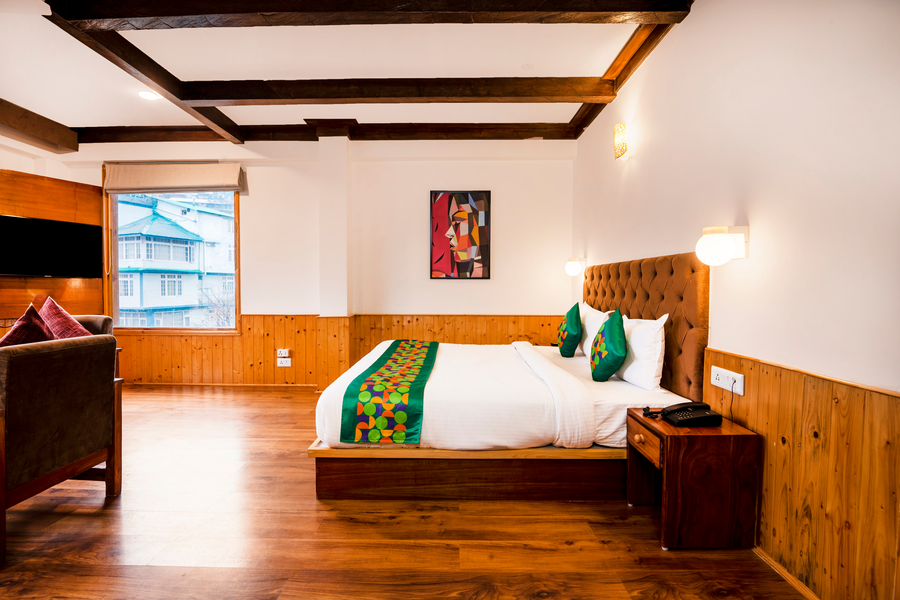 treebo premium sattva with mountain view