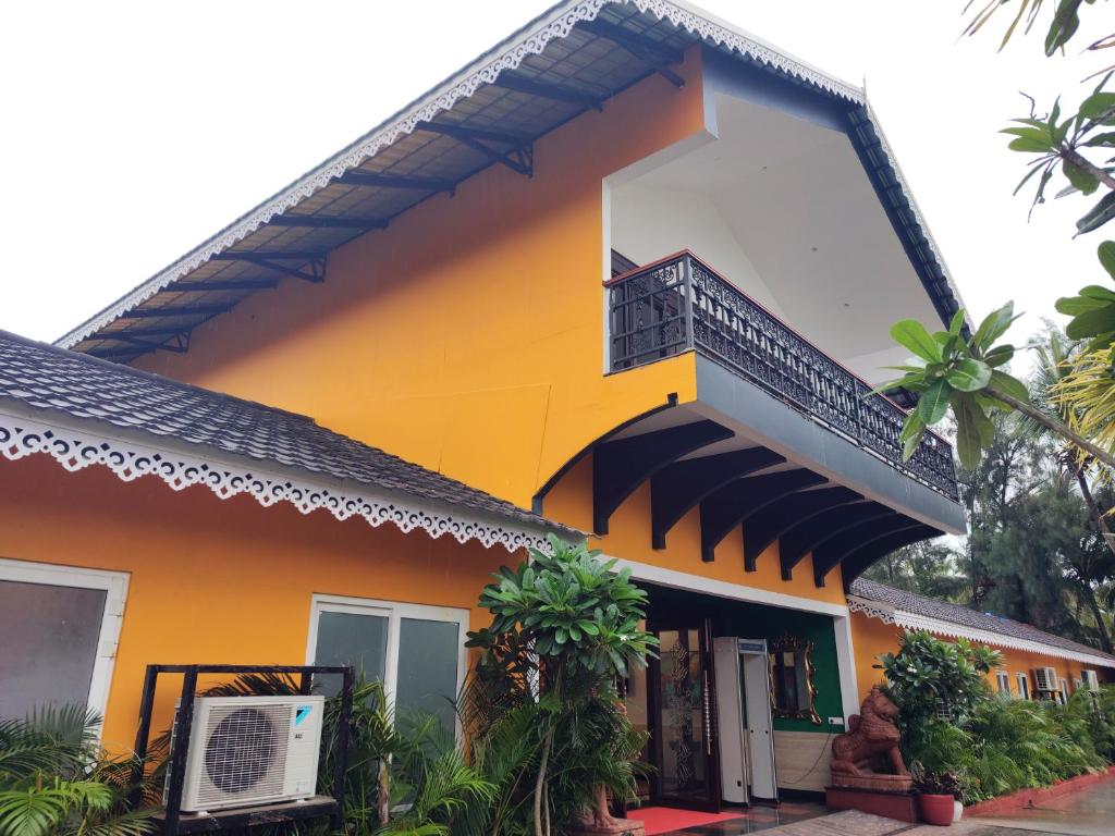 Mayfair On Sea,Goa>>Chopdem,4 star