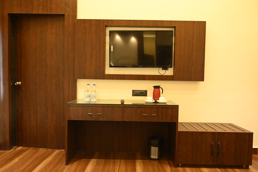 k s square hotel and banquets