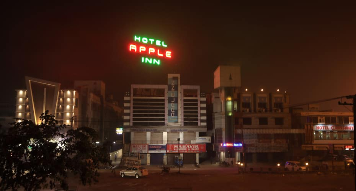 Hotel Apple Inn,Silvassa>>Pardi,3 star