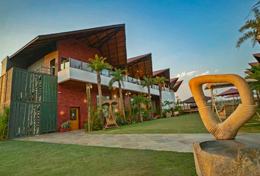 mysa resort and spa