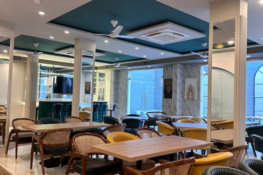 Flock Hotel Near Dlf Phase 1 Metro Station,Golf Course Road,3 star