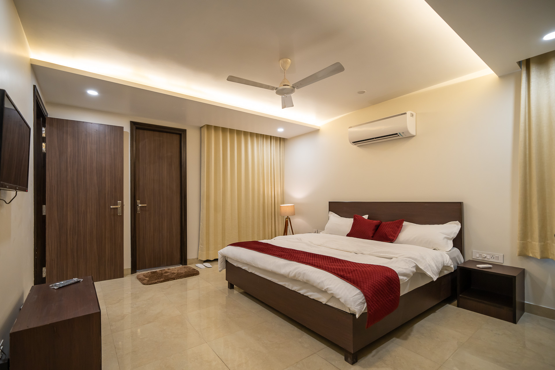 Sheerha Royal Residency,Siddharth Nagar,3 star