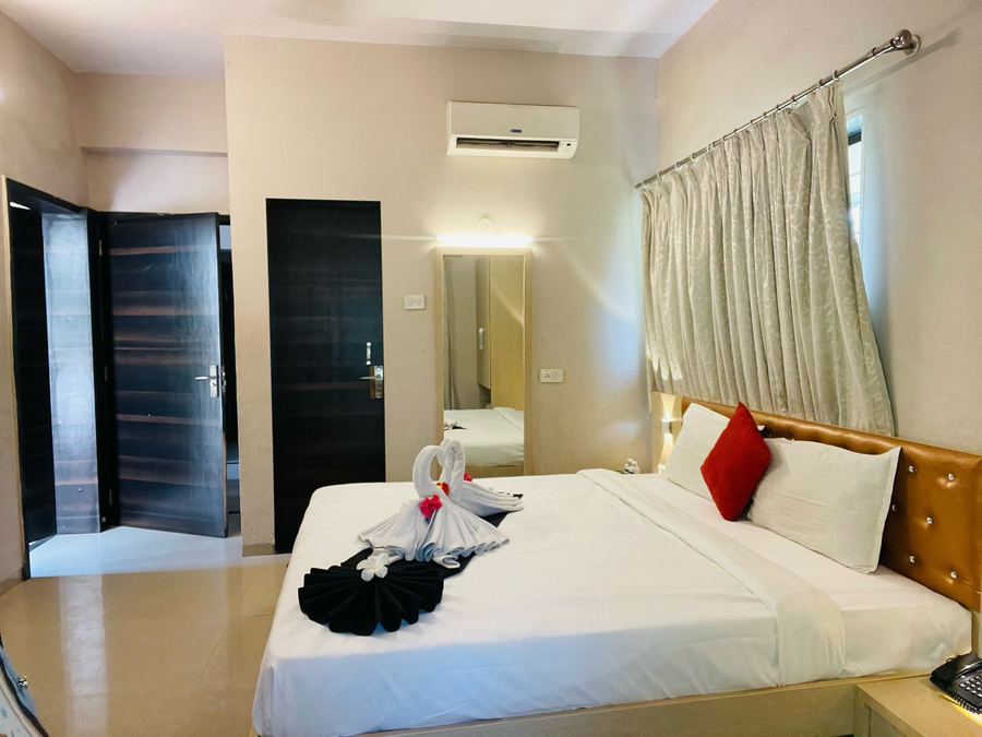 Aron Resort Lonavala,Mumbai Pune Expressway,4 star
