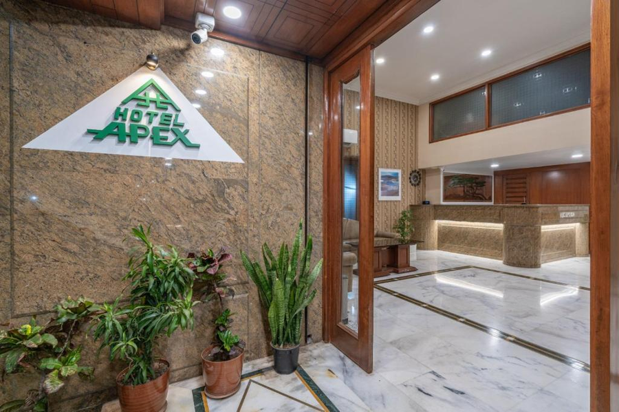 hotel apex surat