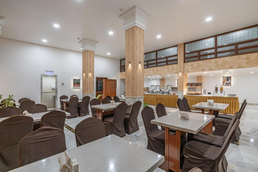 Hotel Apex Surat,Begumpura,3 star